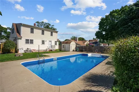 72 Natick Ave, Warwick, RI 02886 photo 5