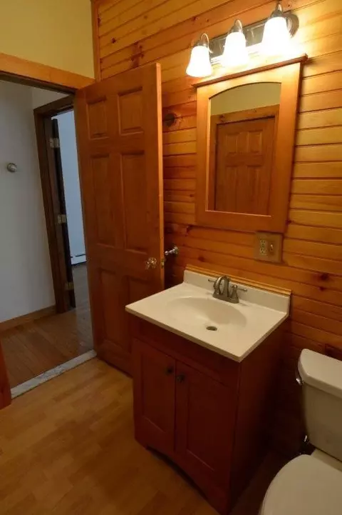 Bath - 65 Pinecrest Dr, Exeter, RI 02822 photo 2 of 2