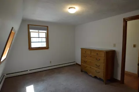 Bedroom - 65 Pinecrest Dr, Exeter, RI 02822 photo 1 of 2