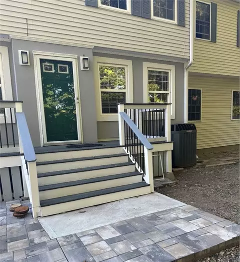 1265 New London Ave, Cranston, RI 02920