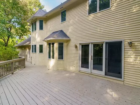 Exterior - 321 Blue Ridge Rd, Warwick, RI 02886 photo 5 of 6