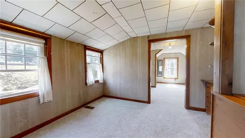 Bedroom - 103 Larkin Ave, Warwick, RI 02886 photo 7 of 12