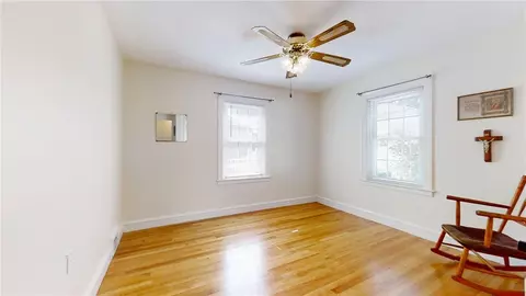 Bedroom - 103 Larkin Ave, Warwick, RI 02886 photo 2 of 12