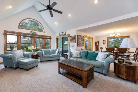 Living - 7 Wicklow Rd, Westerly, RI 02891 photo 1 of 2