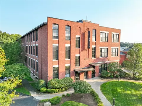 685 Social St #201, Woonsocket, RI 02895