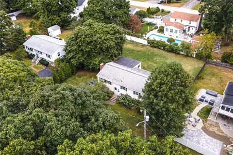 View/Area - 335 Natick Ave, Warwick, RI 02886 photo 1 of 2