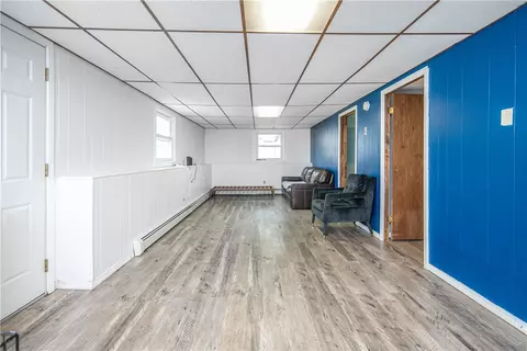 Living - 335 Natick Ave, Warwick, RI 02886 photo 2 of 2
