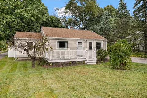 115 W Allenton Rd, North Kingstown, RI 02852
