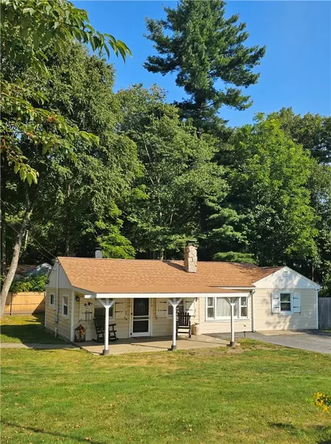10 Juniper Trl, Hope, RI 02831