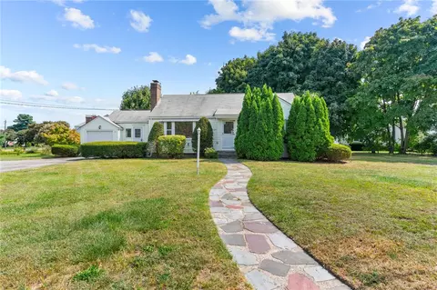 135 Garden City Dr, Cranston, RI 02920
