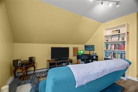 365 Summer St, Woonsocket, RI 02895 photo 18