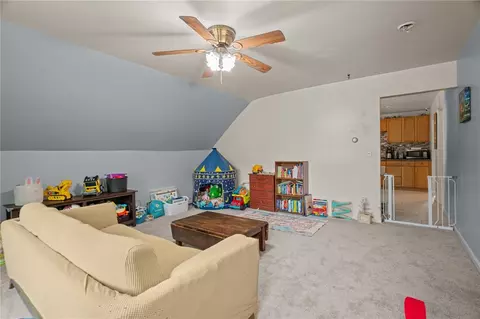 365 Summer St, Woonsocket, RI 02895 photo 16