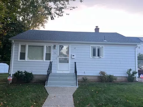 46 Orchard St, North Providence, RI 02911