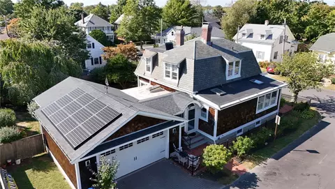 7 Annandale Ter, Newport, RI 02840
