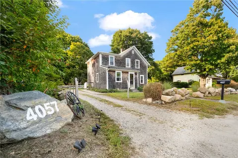 4057 S County Trl, Charlestown, RI 02813