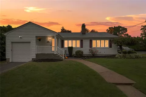 39 Towanda Dr, North Providence, RI 02911