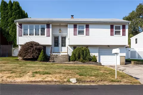 57 Pearl Ave, North Providence, RI 02904