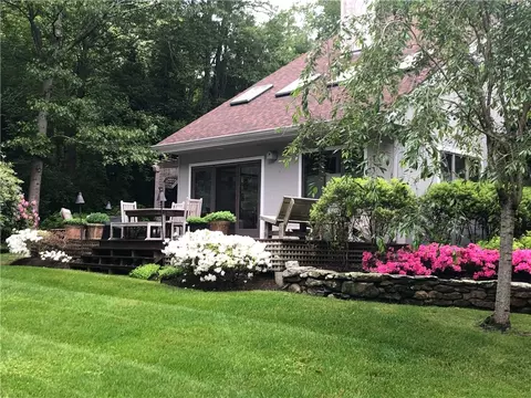 10 Gershwin Rd, Westerly, RI 02891 photo 1