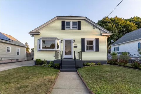 440 Grotto Ave, Pawtucket, RI 02860