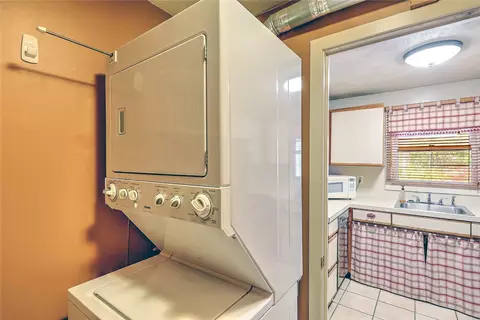 53 Reed St, Warwick, RI 02886 photo 14