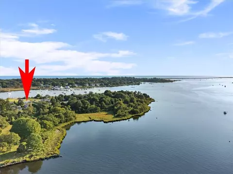 View/Area - 16 Champlin Dr, Westerly, RI 02891 photo 7 of 9