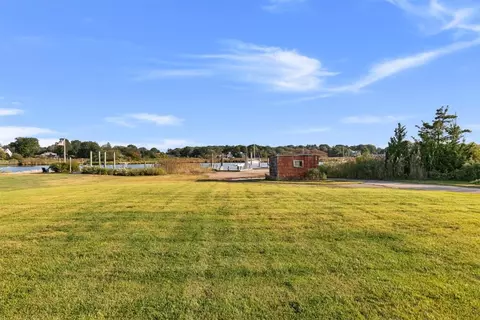 Exterior - 16 Champlin Dr, Westerly, RI 02891 photo 2 of 3