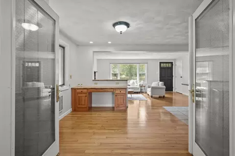 Entry Way - 271 William Reynolds Rd, Exeter, RI 02822 photo 1 of 2