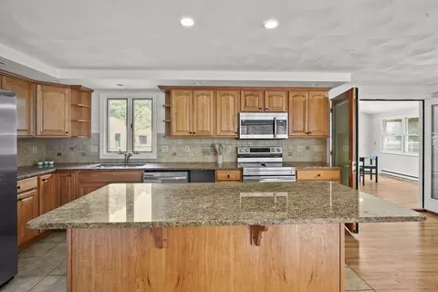 Kitchen - 271 William Reynolds Rd, Exeter, RI 02822 photo 3 of 3