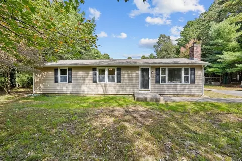 271 William Reynolds Rd, Exeter, RI 02822