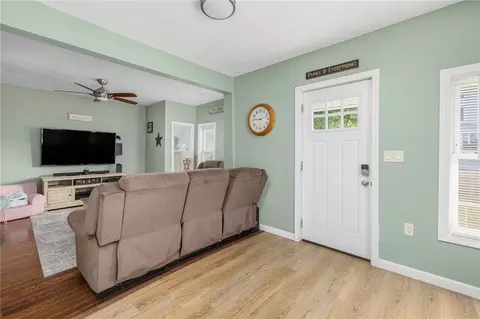 153 Bowen St, Fall River, MA 02724 photo 13