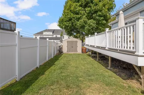 153 Bowen St, Fall River, MA 02724 photo 6
