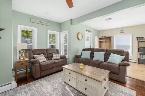 153 Bowen St, Fall River, MA 02724 photo 18