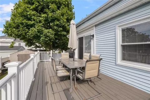 153 Bowen St, Fall River, MA 02724 photo 11
