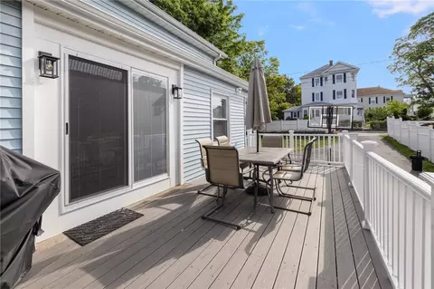 153 Bowen St, Fall River, MA 02724 photo 10
