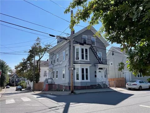 258 Amherst St, Providence, RI 02909