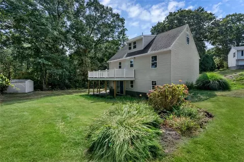 25 Smith St, Lincoln, RI 02865