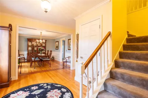 Entry Way - 66 Paddock Dr, Warwick, RI 02886 photo 2 of 6