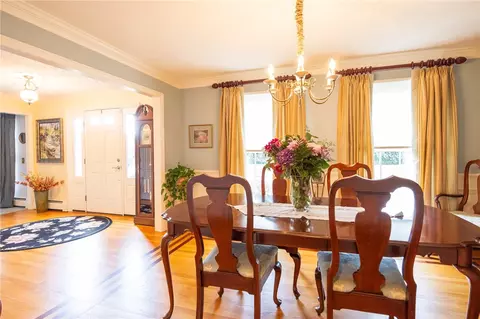 Entry Way - 66 Paddock Dr, Warwick, RI 02886 photo 3 of 6