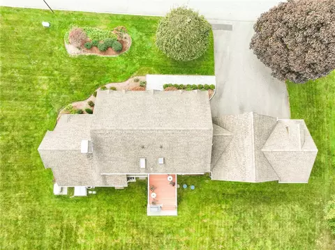 View/Area - 66 Paddock Dr, Warwick, RI 02886 photo 5 of 6