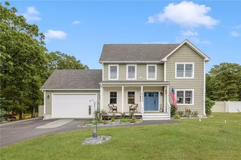 93 Harbor Ridge Ln, Tiverton, RI 02878