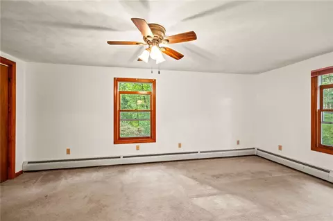 Bedroom - 335 Chaplin Dr, Coventry, RI 02816 photo 5 of 11