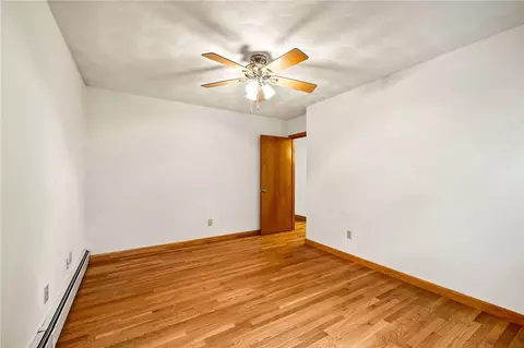Bedroom - 335 Chaplin Dr, Coventry, RI 02816 photo 4 of 11