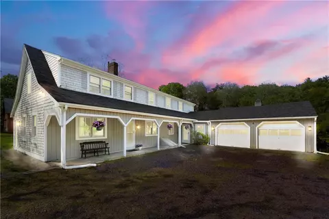 4 Cranberry Rd, Carver, MA 02330