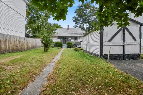 10 Dwight St, Providence, RI 02906