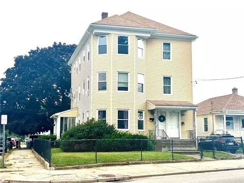 472 Power Rd, Pawtucket, RI 02860