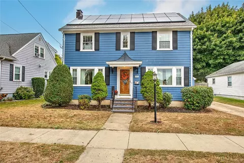 195 Modena Ave, Providence, RI 02908