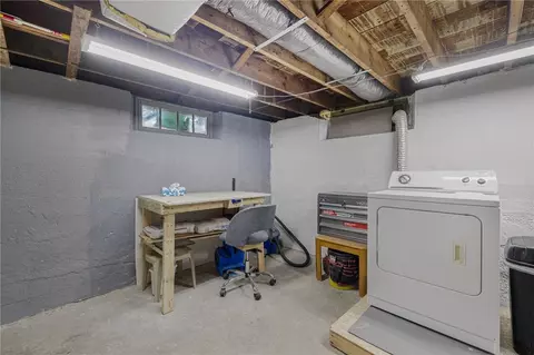 56 Fourth Ave, Warwick, RI 02888 photo 27