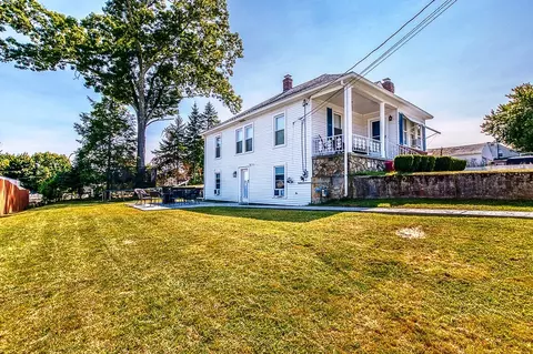184 Fairfield Ave, Woonsocket, RI 02895