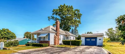 Exterior - 184 Fairfield Ave, Woonsocket, RI 02895 photo 3 of 10