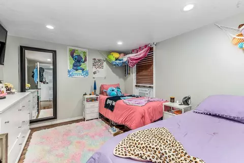 Bedroom - 184 Fairfield Ave, Woonsocket, RI 02895 photo 4 of 6